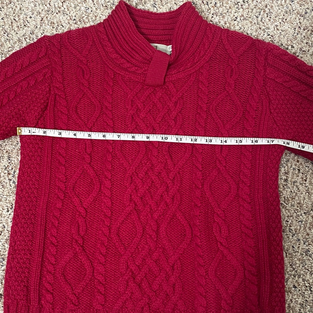 Women's 100% Merino Wool Pink Aran Cable Knit Sweater - Picture 5 of 6